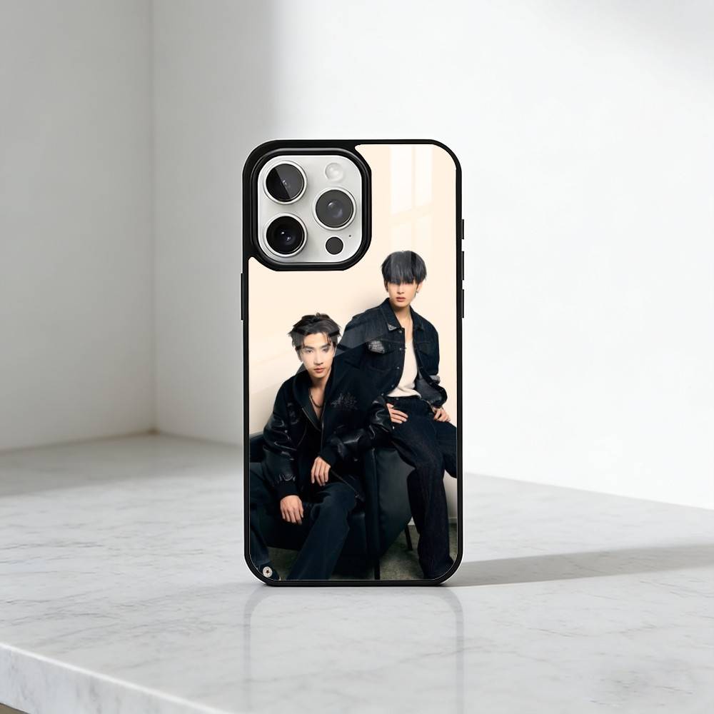 D-Devil K-Kiss Perth x Santa C - đánh giá và giá Phone Cases Perth