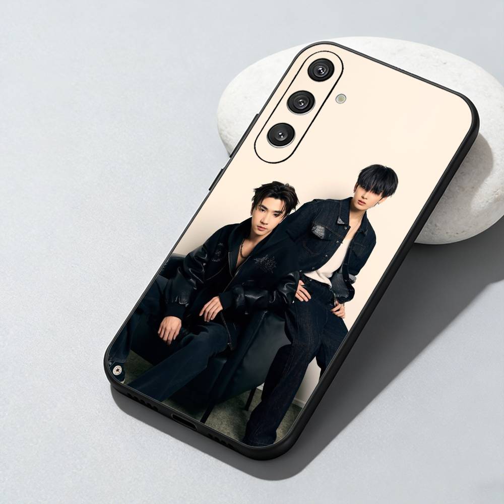 D-Devil K-Kiss Perth x Santa C - đánh giá và giá Phone Cases Perth